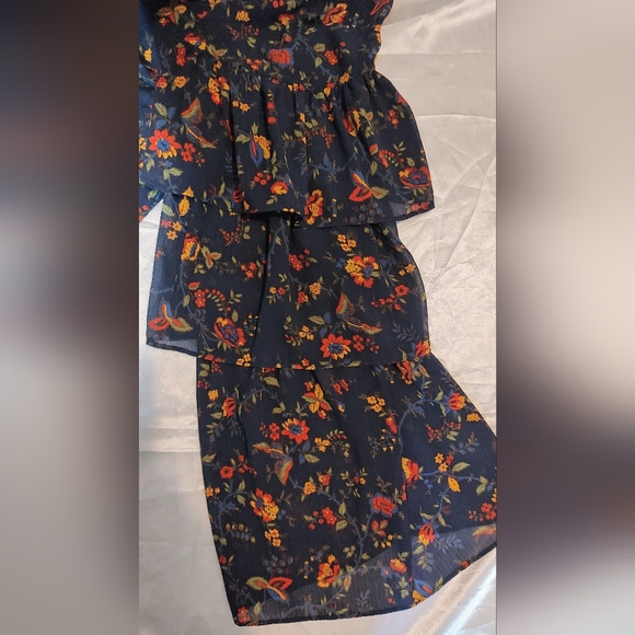 Floral Ruffle Bell-Sleeve Blouse - Navy Floral - Picture 6 of 16